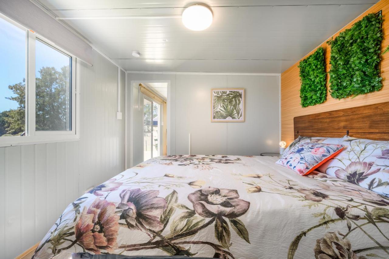 Pukekohe Cosy Cabin To Stay Even Better Than Glamping المظهر الخارجي الصورة